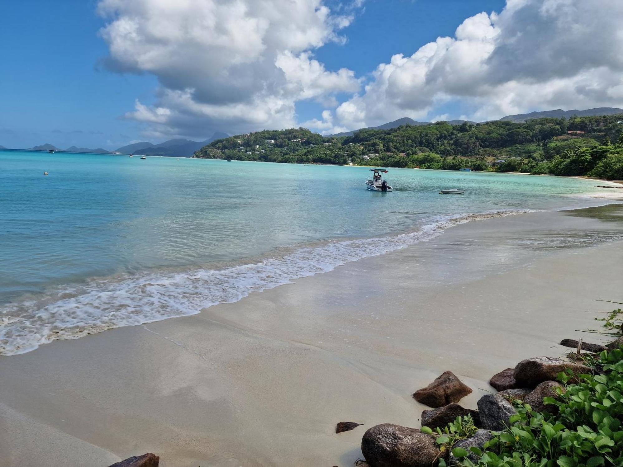 A Peace In Paradise Anse Royale Exterior foto